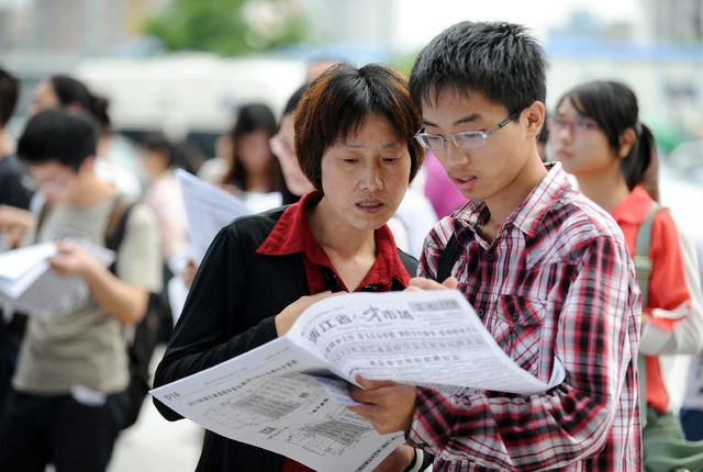 应届生如何找工作？“校园招聘”与社招哪个好？学姐给出指引插图2