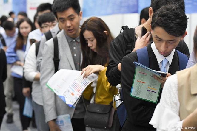 校招和社招究竟哪个好？大学生慎重选择，许多毕业生直言非常后悔插图1