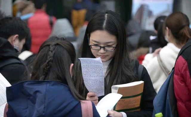 专科生迎来好消息，“专升本”将有所大调整，2024年3月1日起实施插图