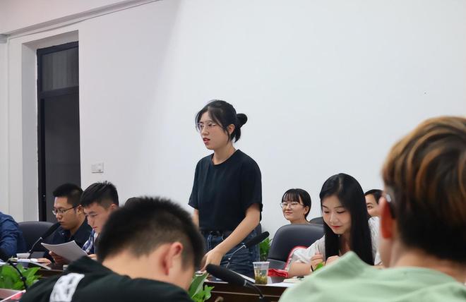 同学聚会后才发现，考研和考公的学生，毕业后差距不是一星半点插图4